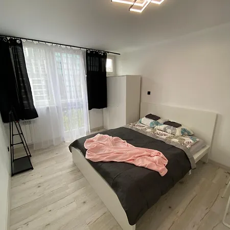 Apartment 3 Sypialnie Grzybowska Ohmyhome