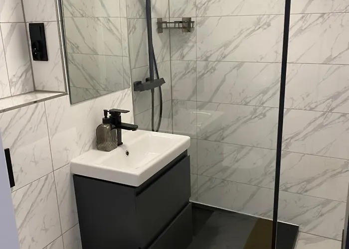 3 Sypialnie Grzybowska Ohmyhome *